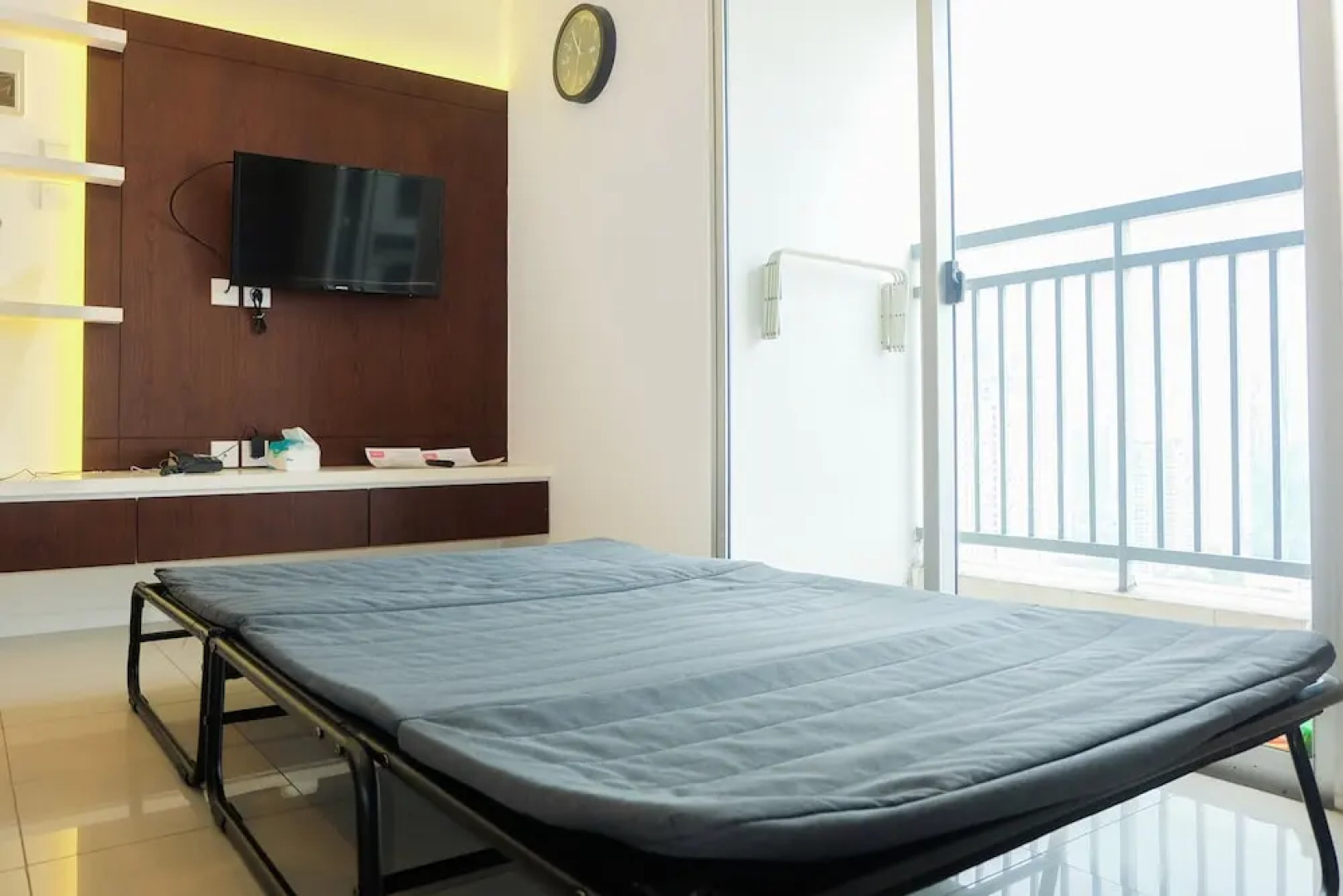 Comfy 2br Cosmo Terrace Apartment