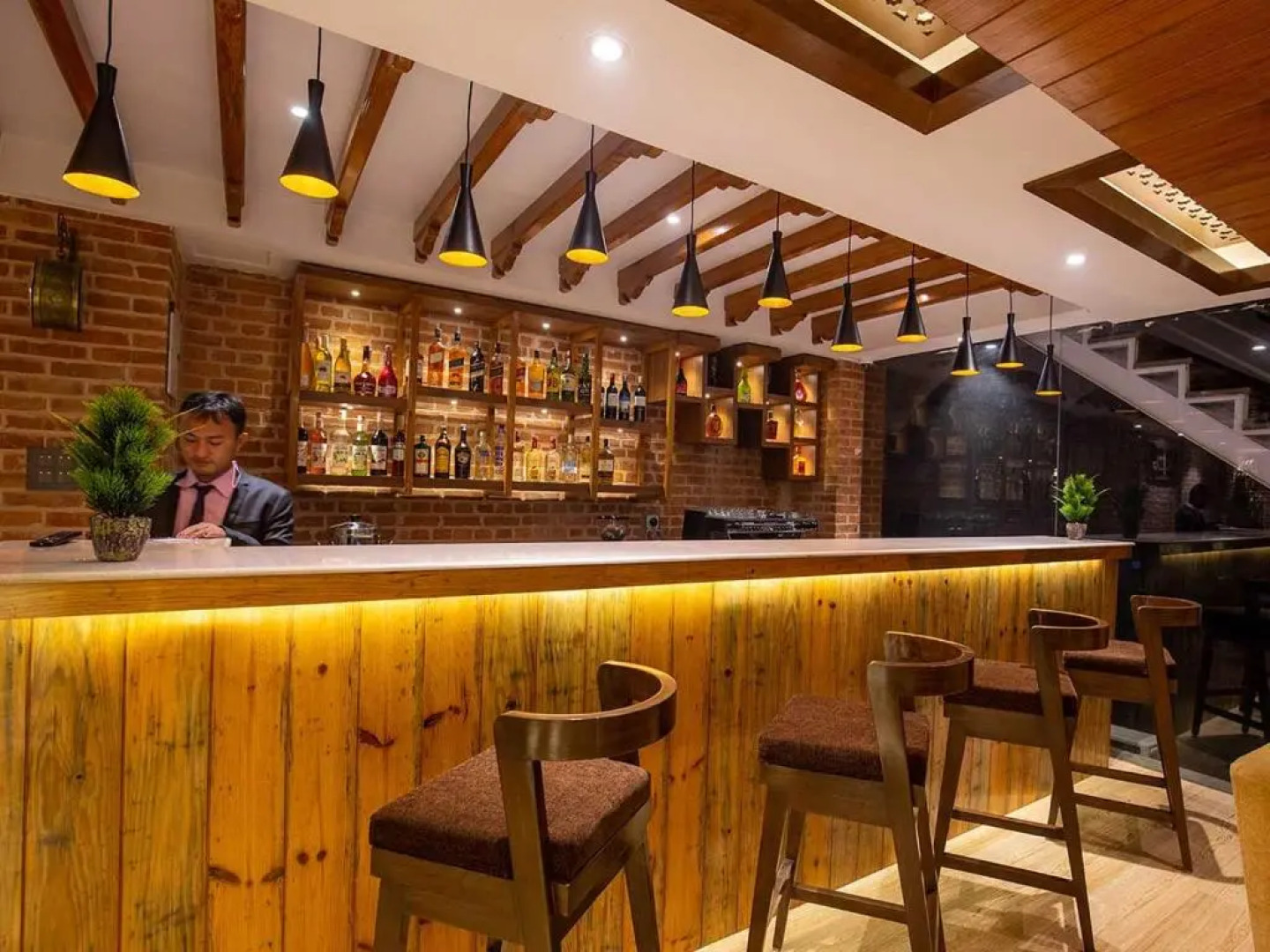 Dream International Hotel