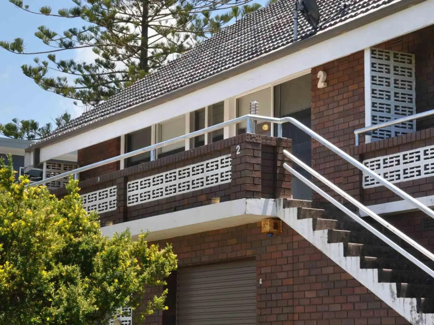 PINKOS Gerroa 4pm check out Sundays