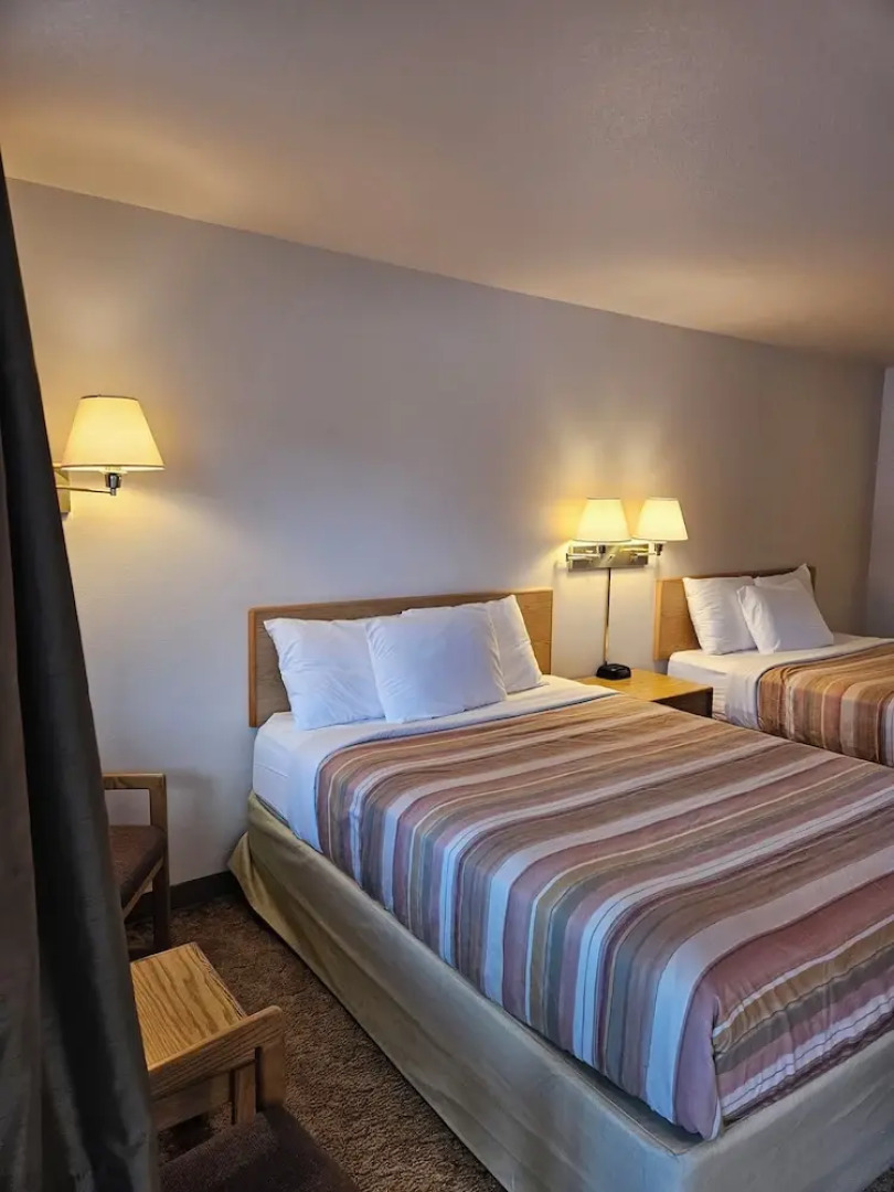 Yellowstone River Motel