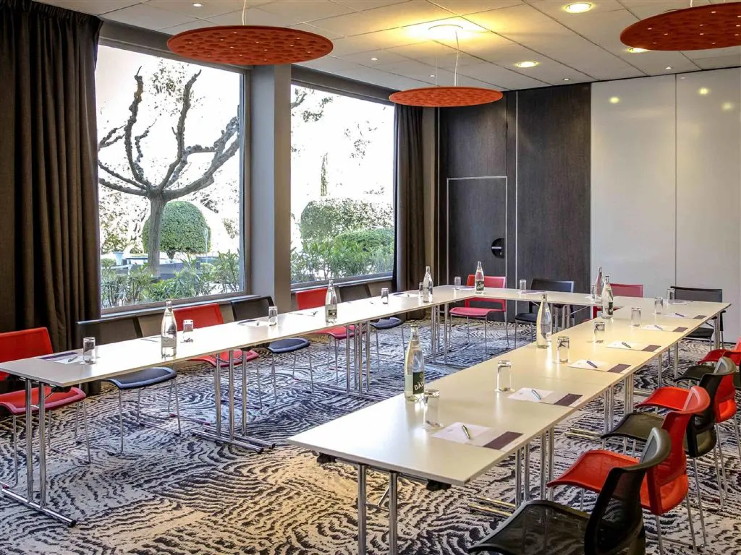 ibis Cavaillon Portes du Luberon