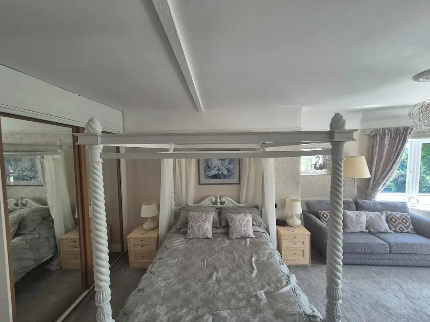 OYO Lavender House Hotel