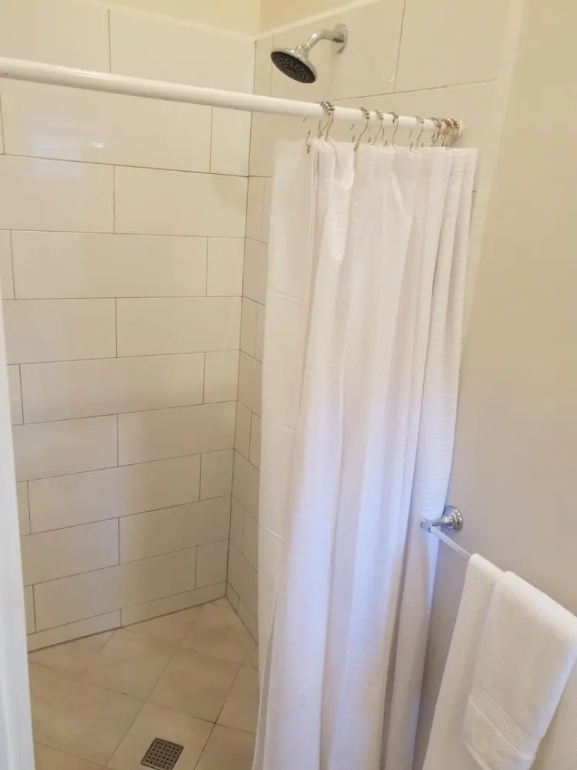 The Lane @ Rodney Bay is a newly renovated 3 bedroom house in the heart of Rodney Bay. 3 Home by RedAwning