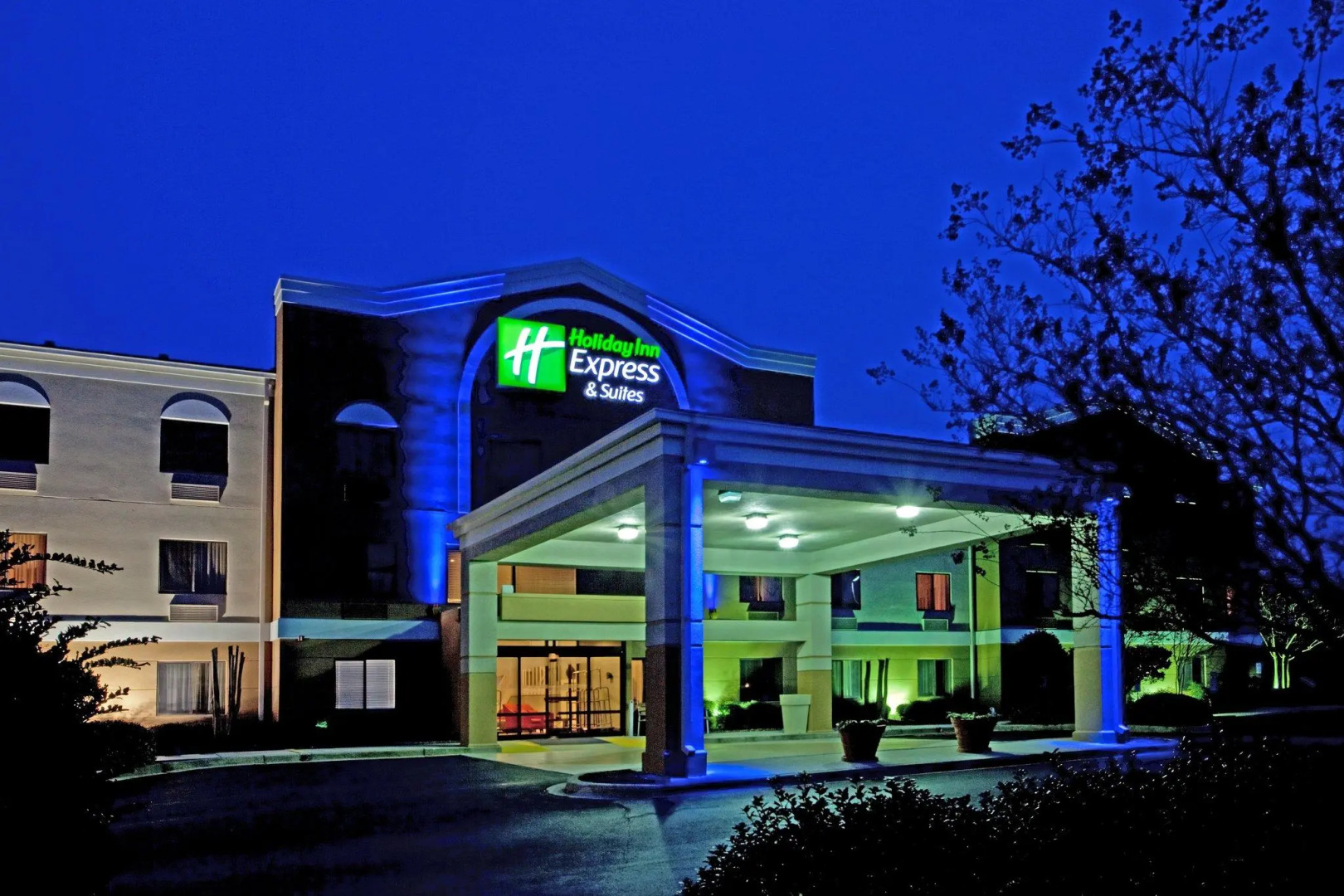 Holiday Inn Express & Suites Greenville Airport by IHG