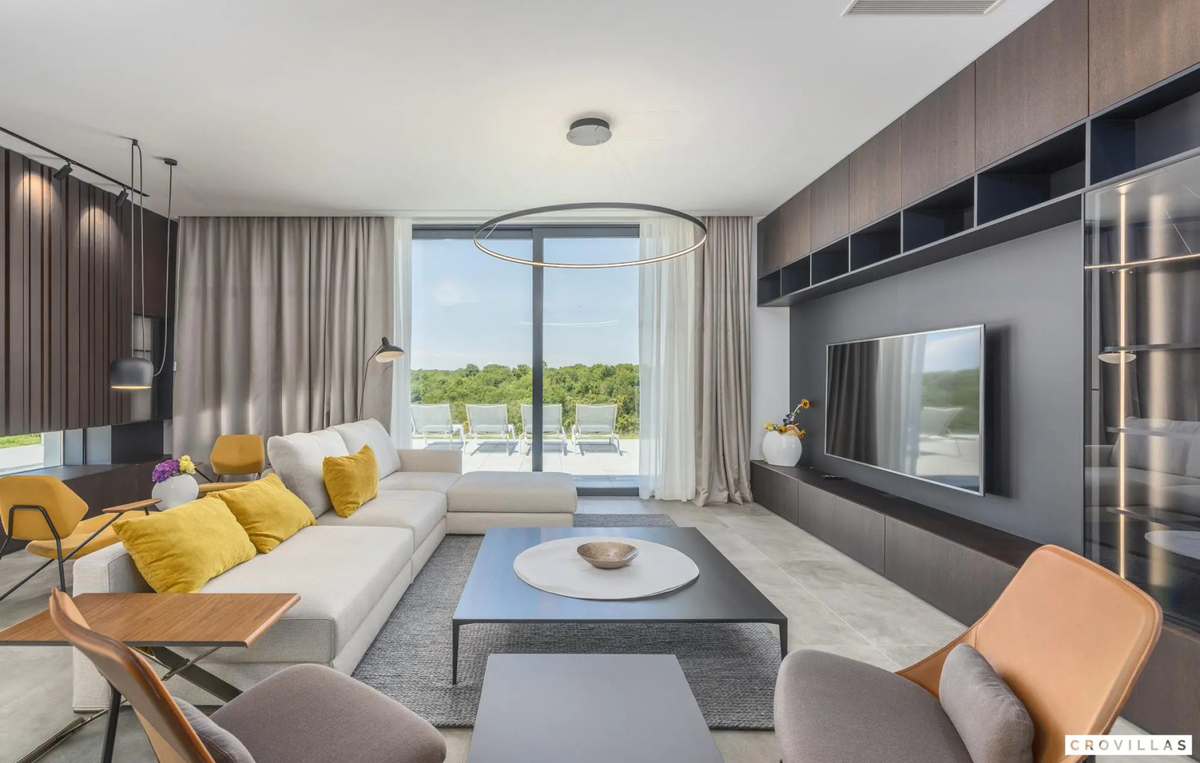 Mon Perin I in Bale with 6 bedrooms and 6 bathrooms