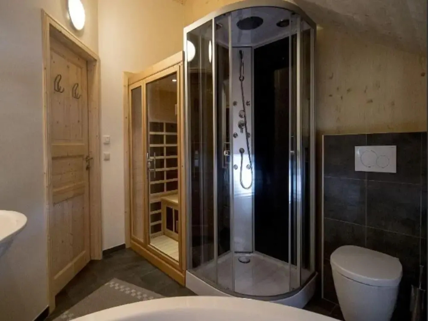 Snug Chalet With Sauna