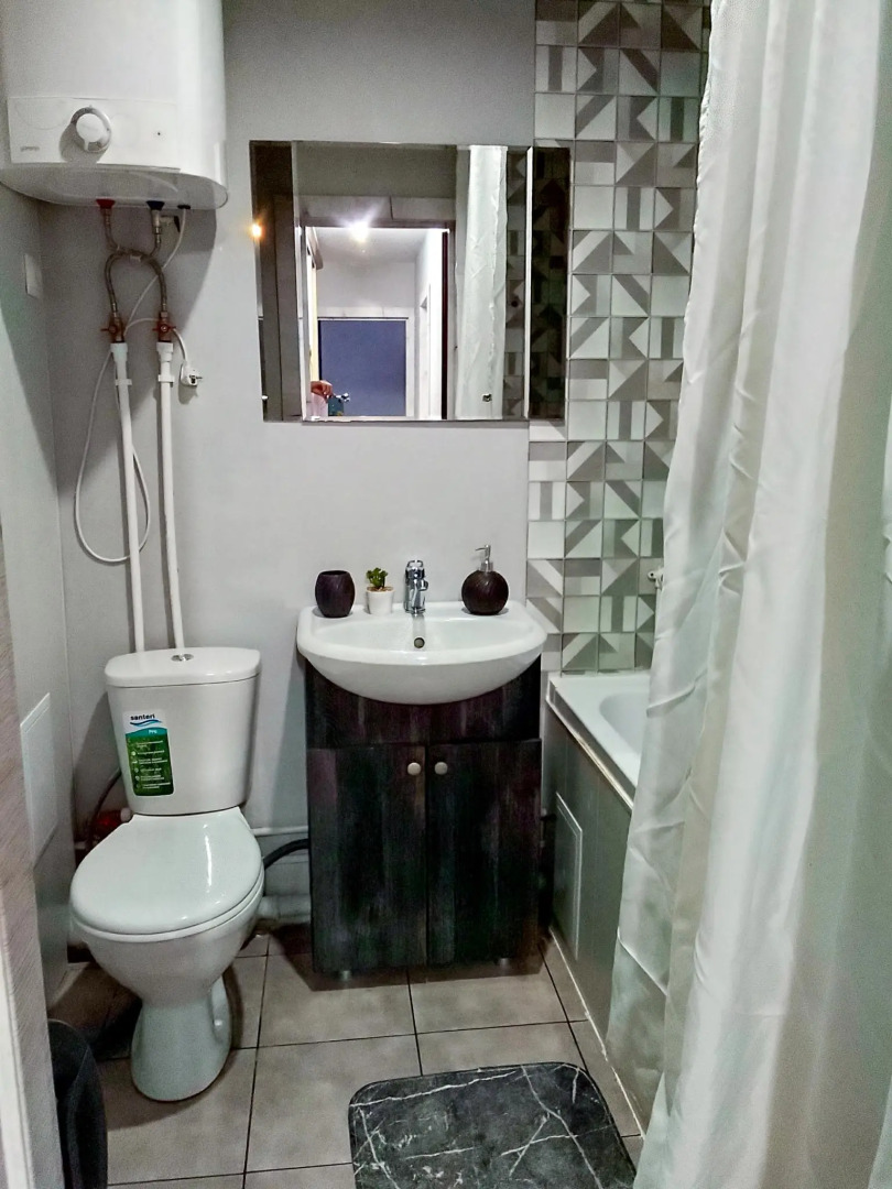 Апартаменты на улице Анатолия 98