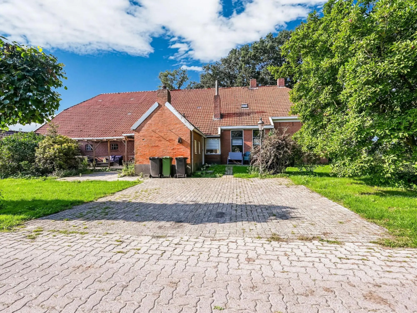 Spacious Farmhouse in Tweede Exloermond With Patio