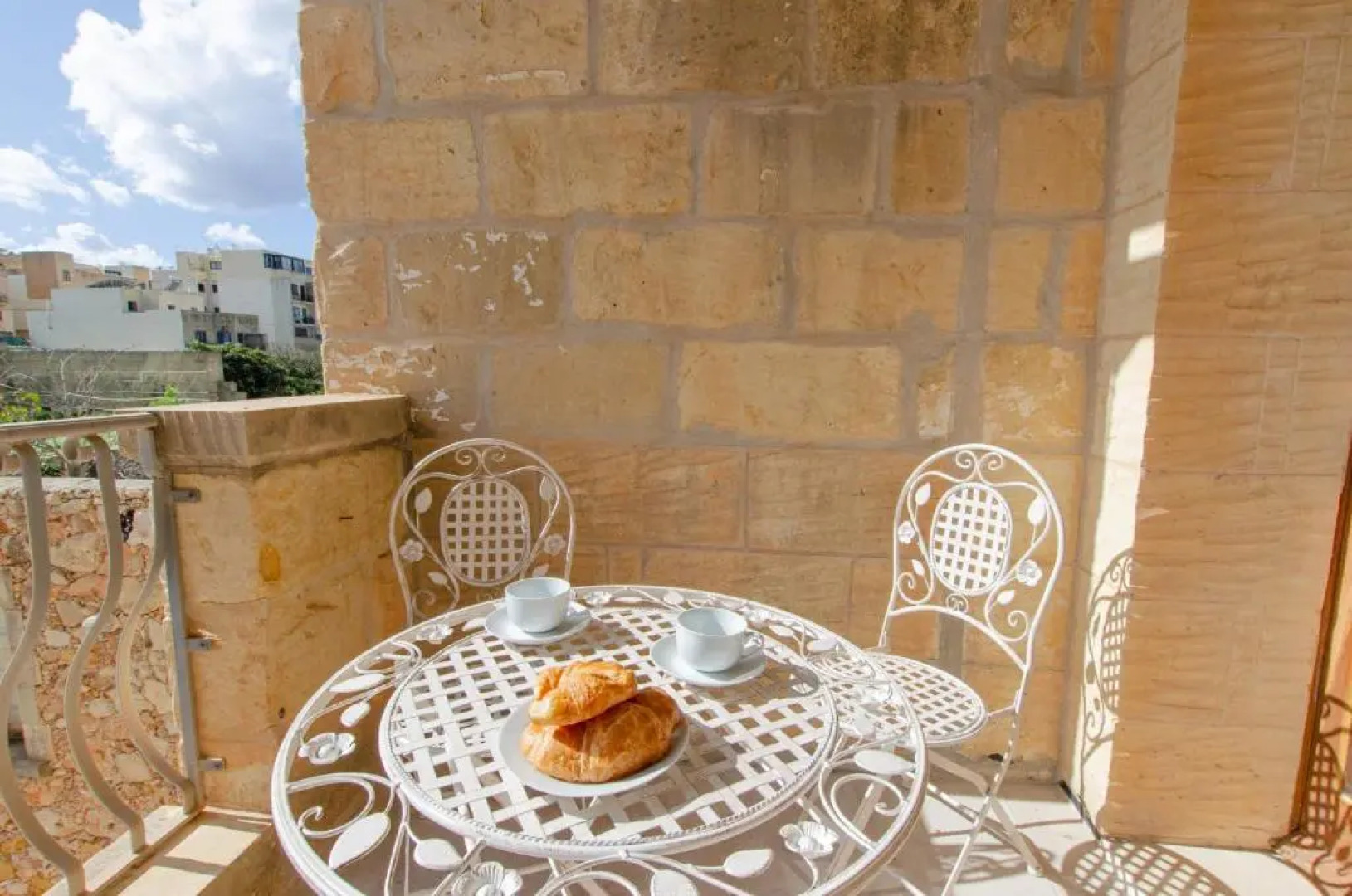 The Grand Authentic House with Private Pool