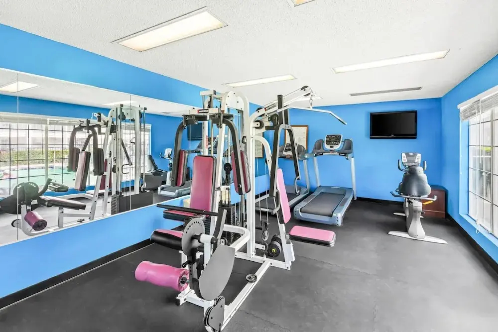 Baymont Inn and Suites Forest City