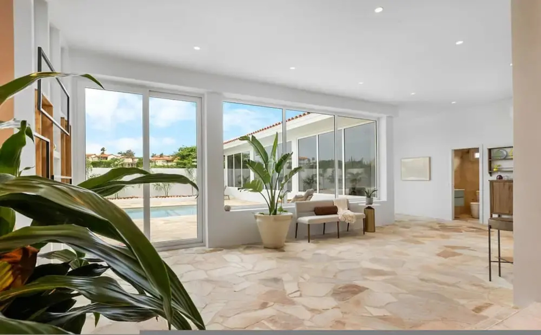 The Court Villa - 8 Bed 8 5 Bath