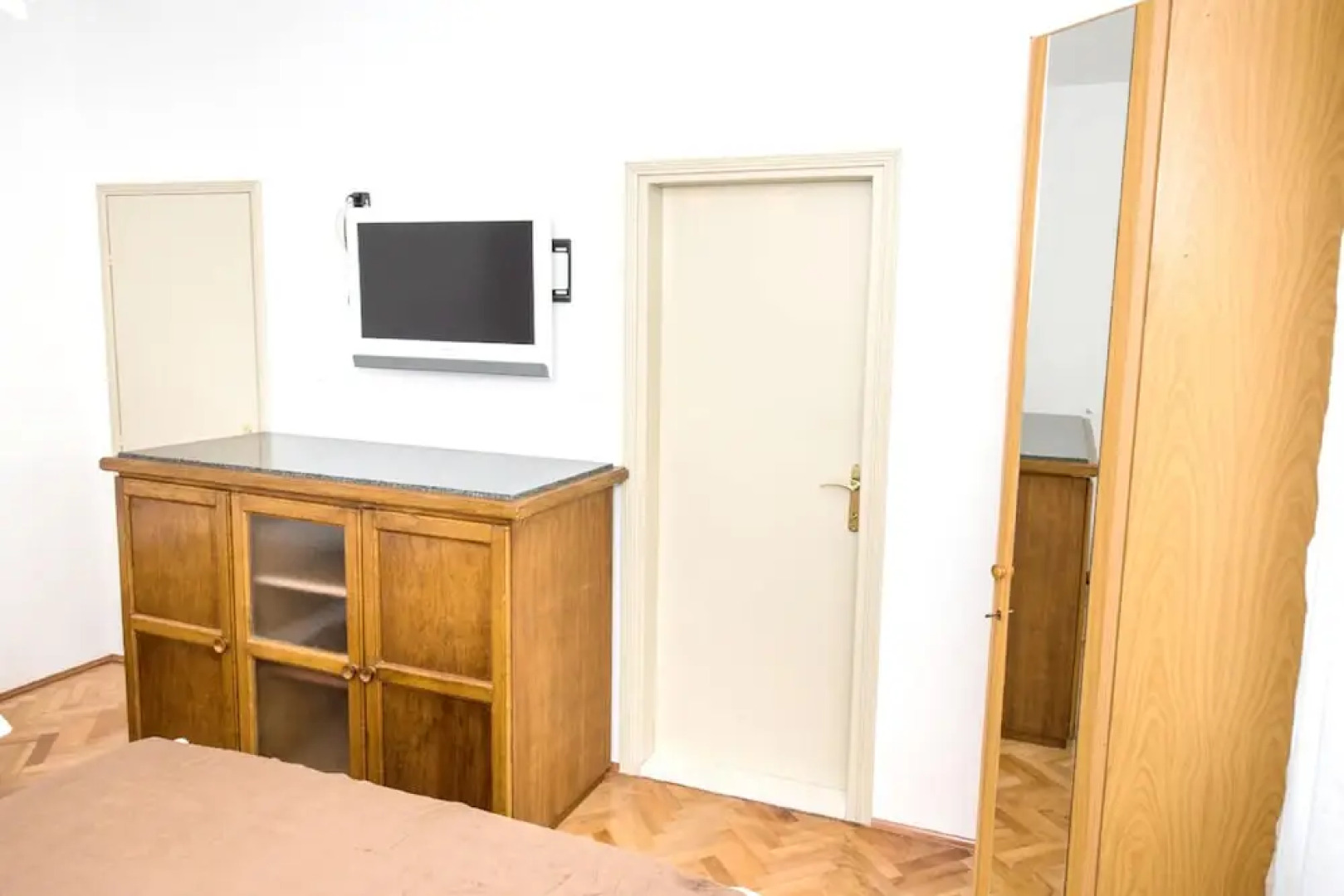 Apartment With one Bedroom in Kaštel Štafilic, With Pool Access, Enclo