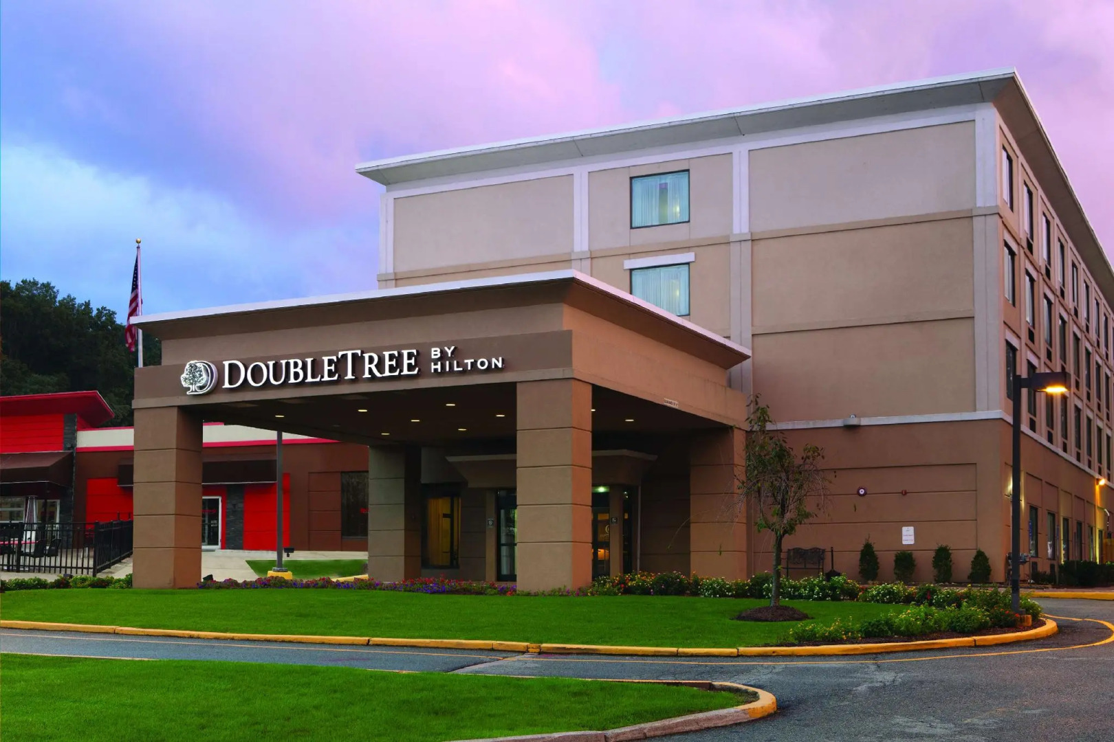 DoubleTree by Hilton Mahwah