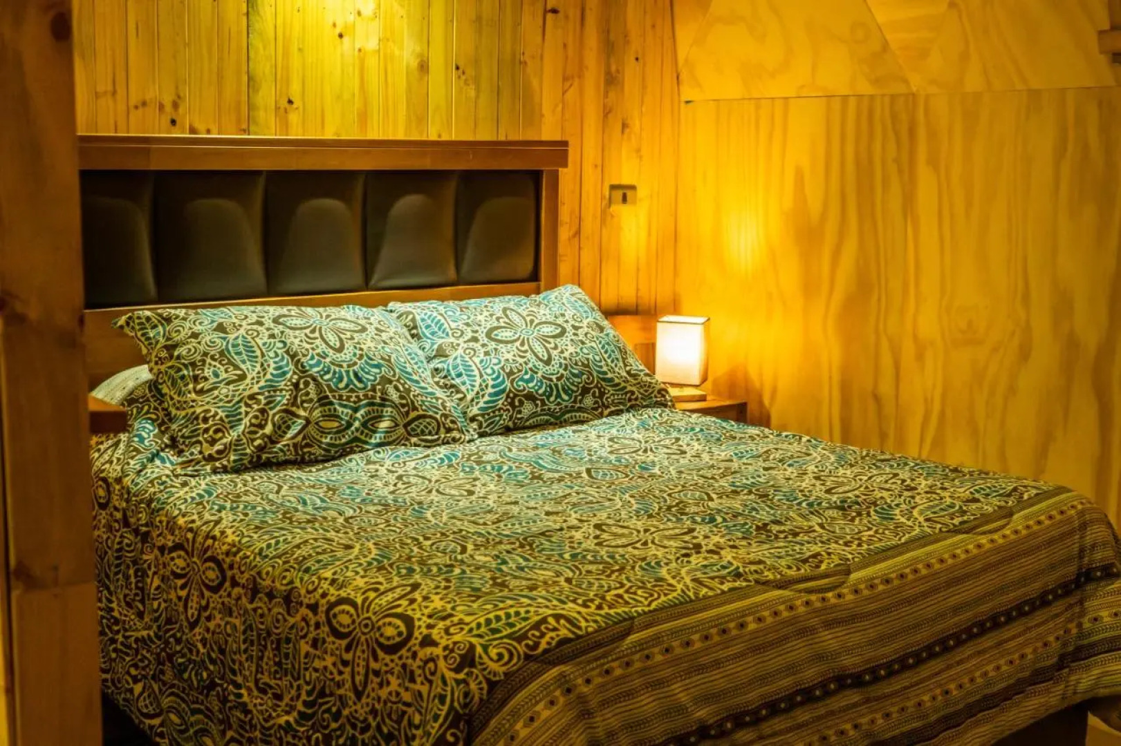 Centro Turistico Calafates Del Llaima