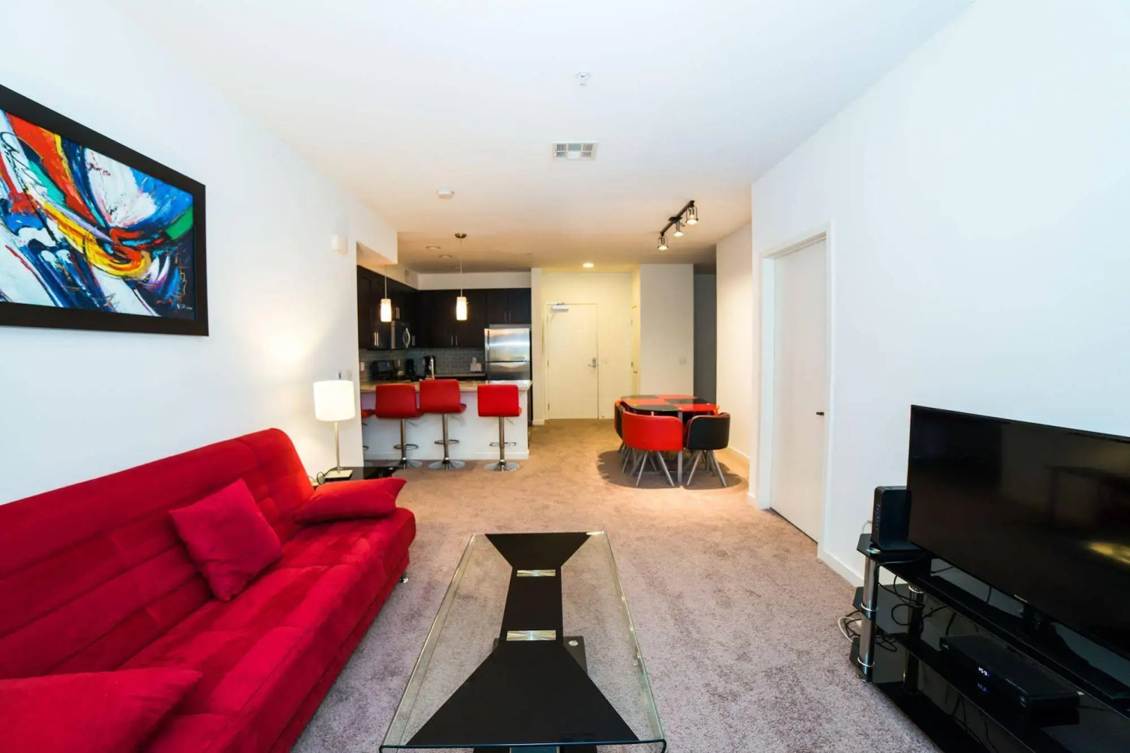 Ginosi Wilshire Apartel