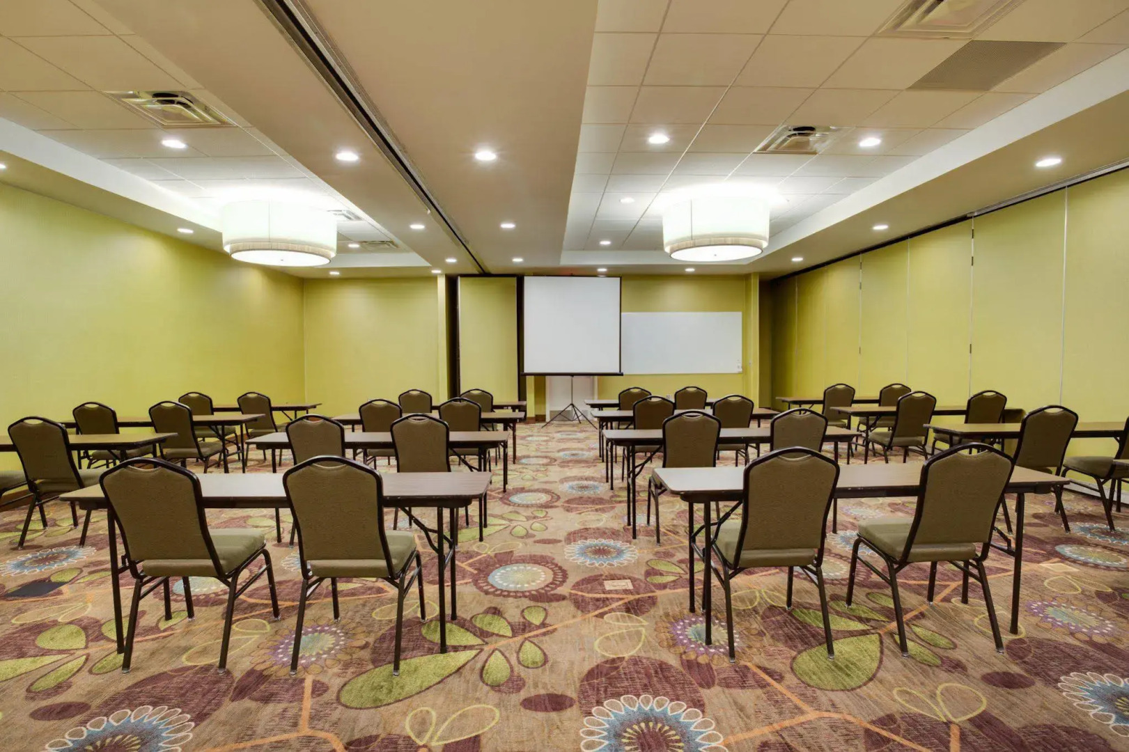 Holiday Inn Express Wilkesboro by IHG