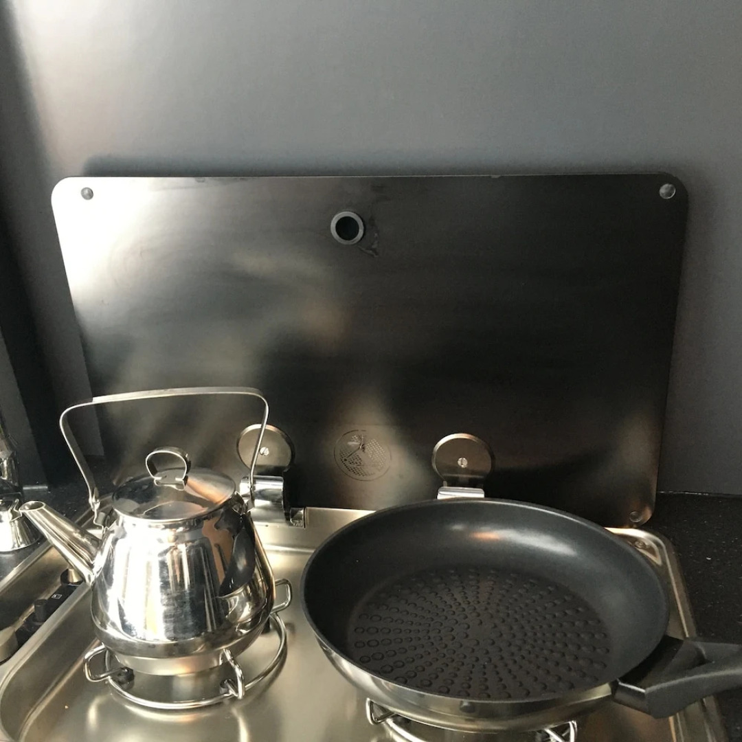 SnowLounge AuroraHut GlasIgloos IceHotel