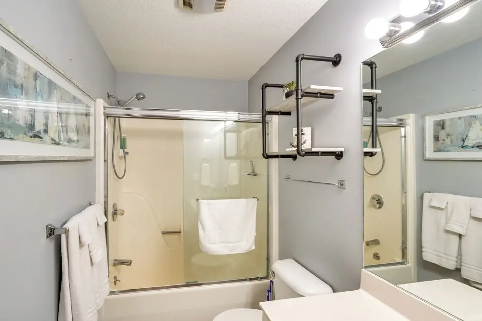 Lake of the Ozarks Vacation Rental: Boat Dock/slip