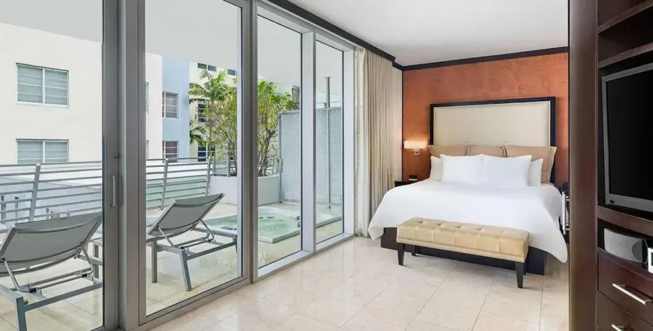 SBV Luxury Ocean Hotel Suites