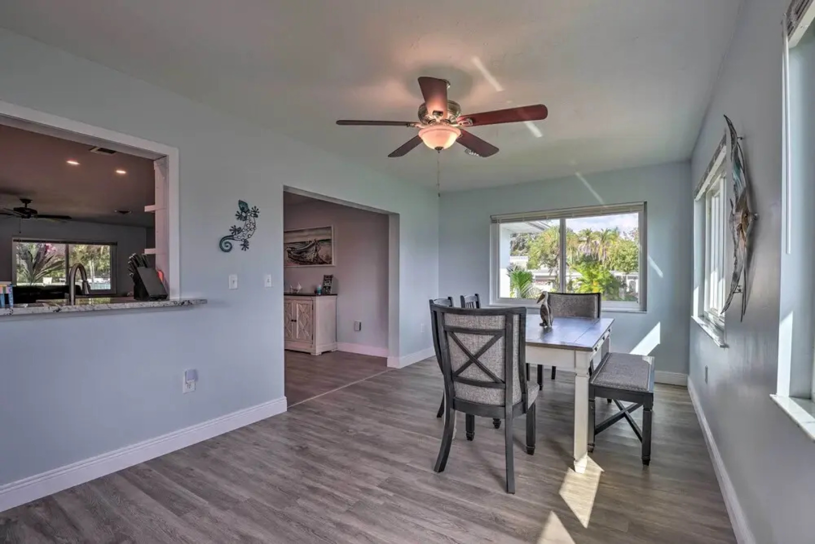 Waterfront Nokomis Escape w/ Dock, Kayaks & Bikes!