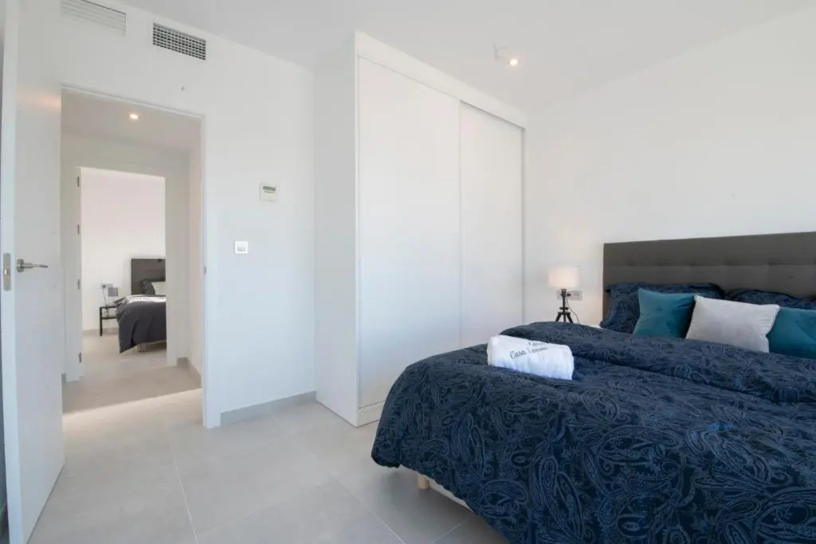 Luksusvilla med privat basseng - plass til 2 familier