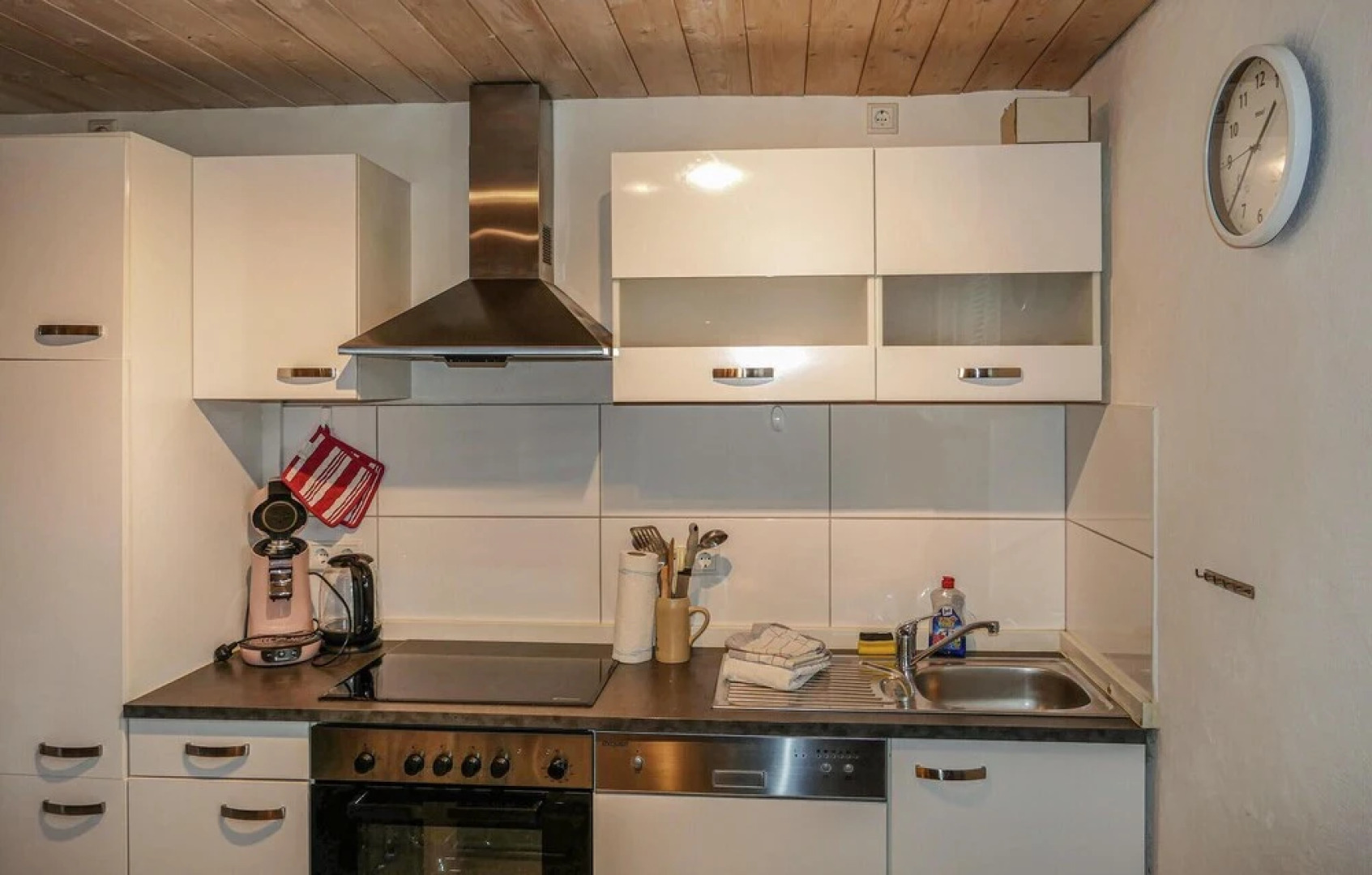 Nice Home in Goldlauter-heidersbach With 2 Bedrooms