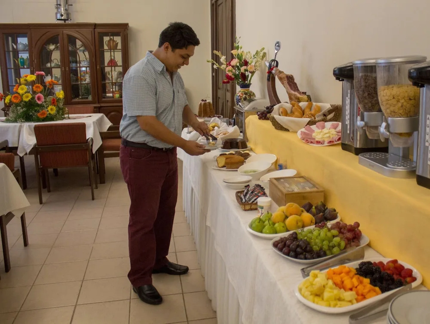 Hotel Victoria Plaza