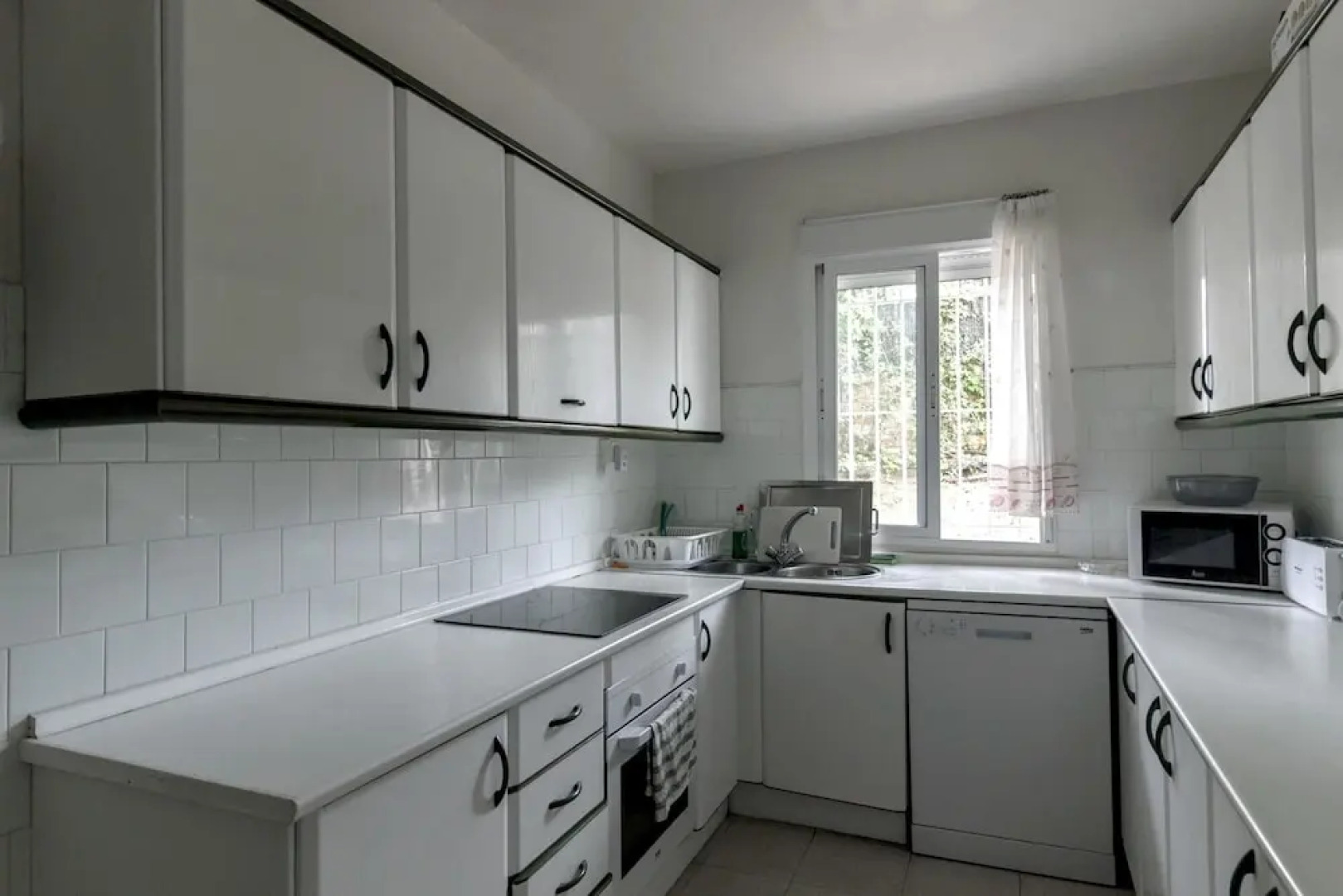 House With 4 Bedrooms in Punta Umbría, With Wonderful sea View, Enclos