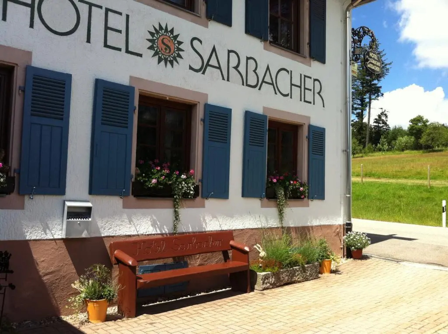 Hotel Sarbacher