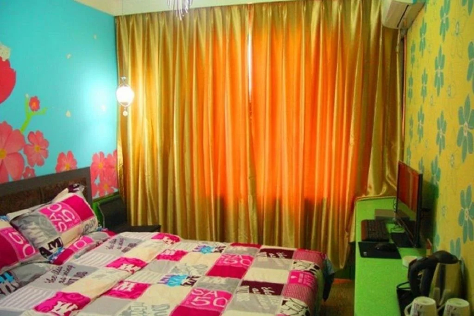 Laijiajia Family Hostel