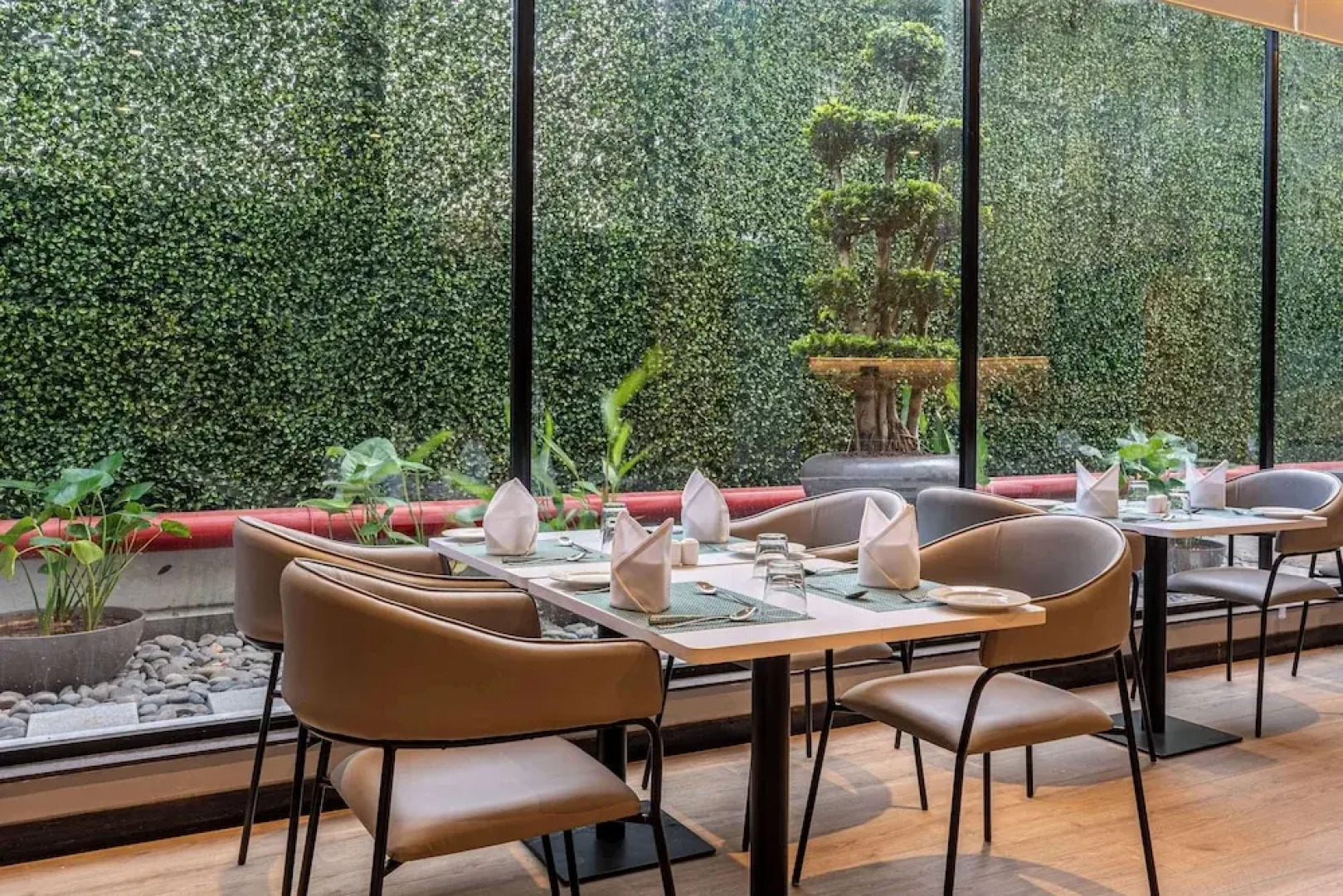 Park Inn & Suites By Radisson Thrissur East Fort