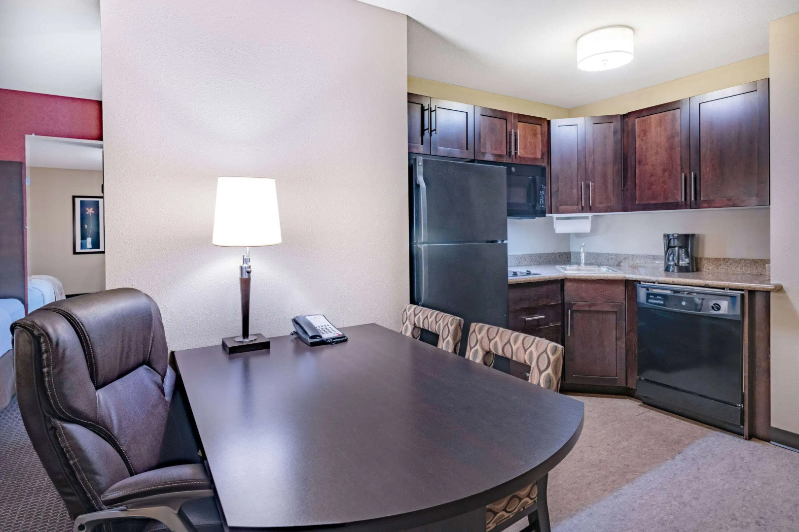 Hawthorn Suites by Wyndham Williston