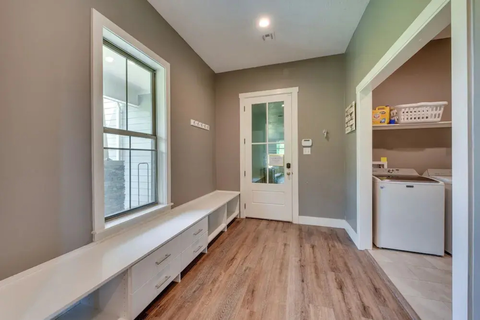 Spacious Lake Charles Craftsman - Pet Friendly!