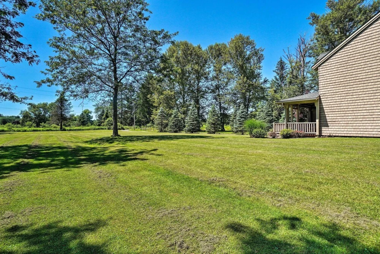 Conneaut Lake Home With Yard, 1/2 Mi to Beach/park