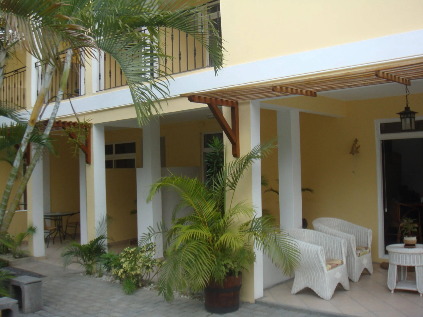 La Perla Holiday Apartments