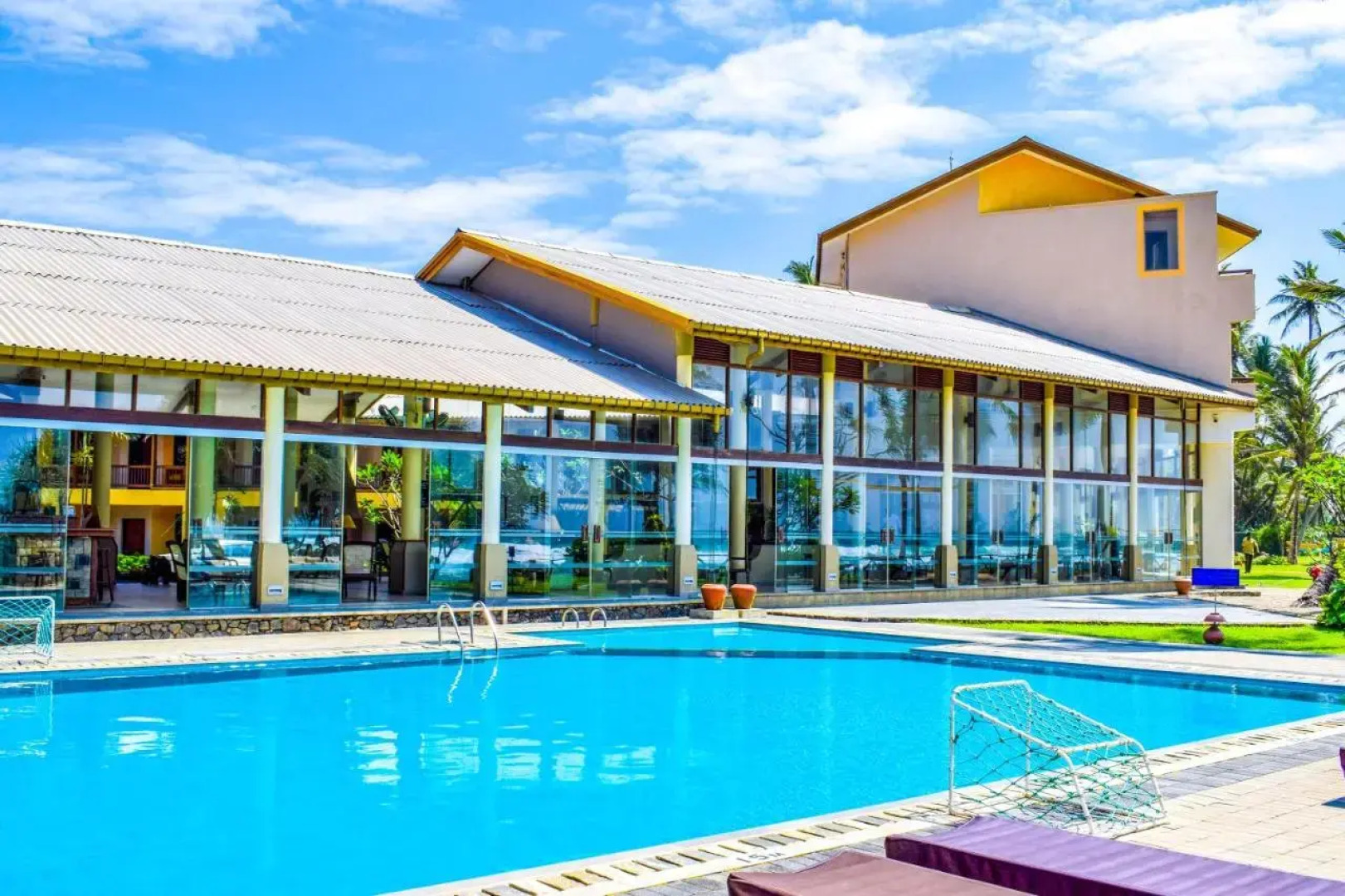 Youth Fame Shared accommadation Managed By Insight Ahangama