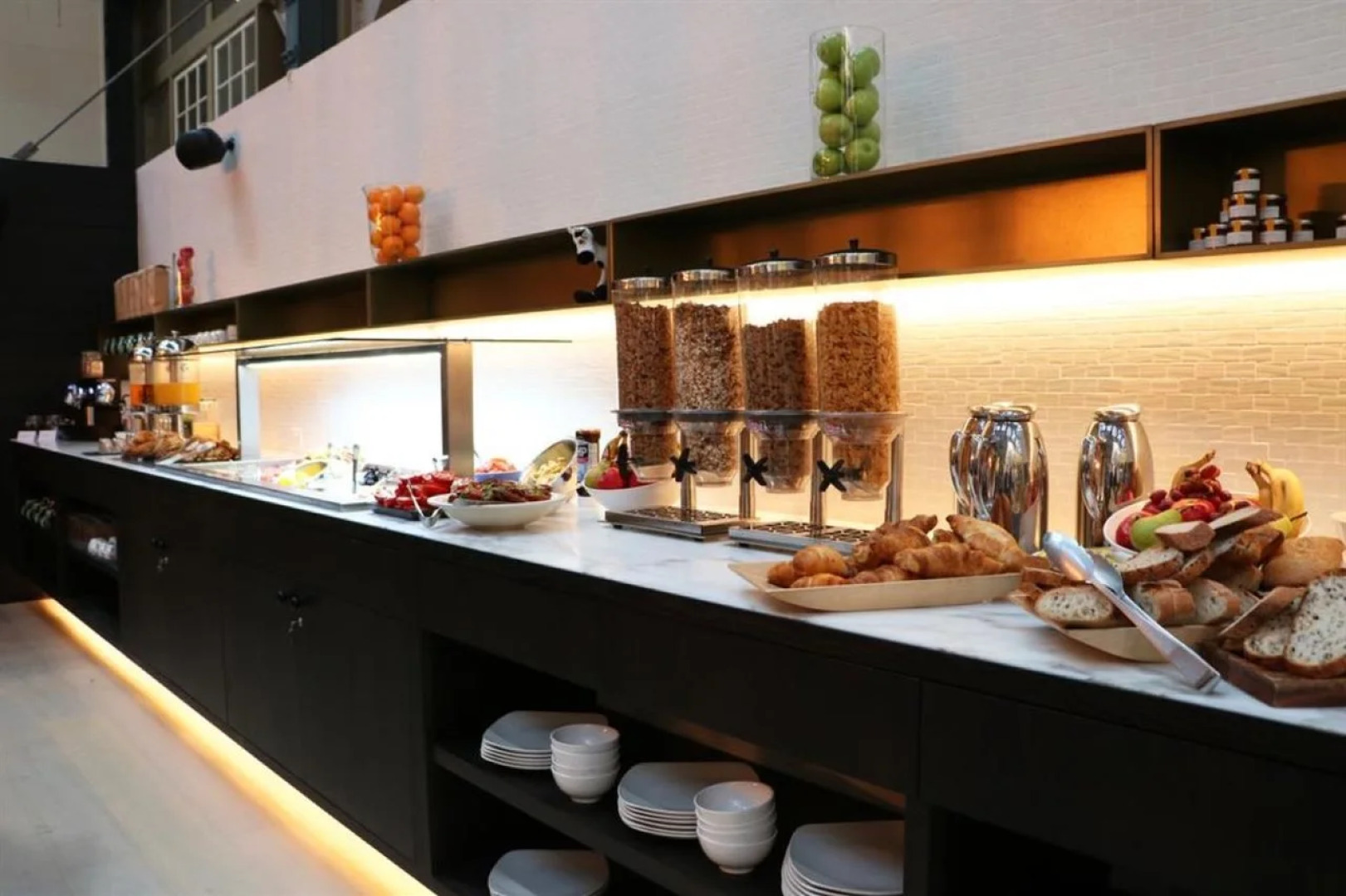 Ovolo Sydney Woolloomooloo, a Wyndham Hotel