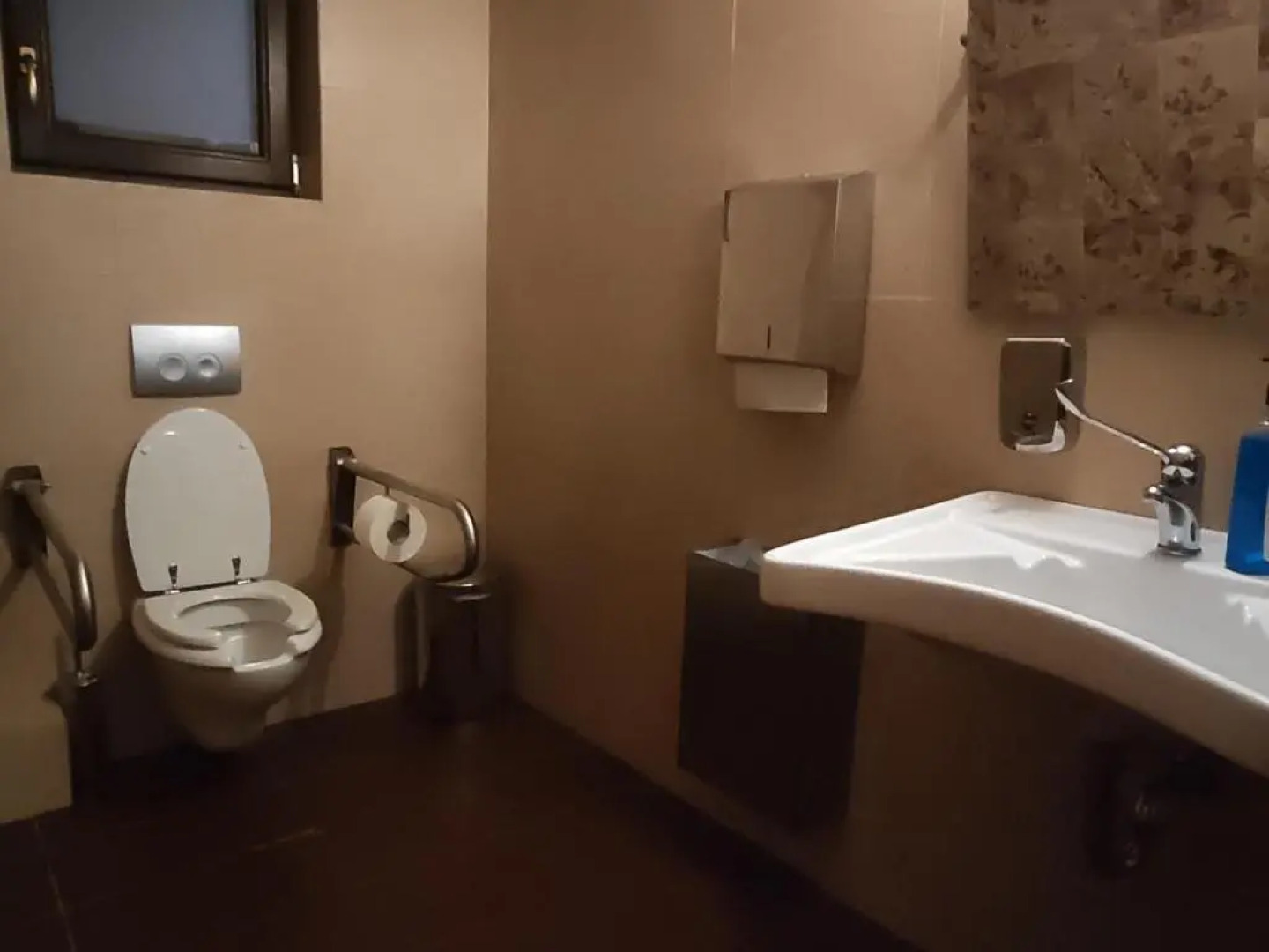 Arhontopetra Suites & Spa