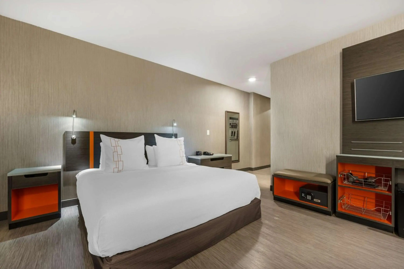 Vīb Best Western Springfield