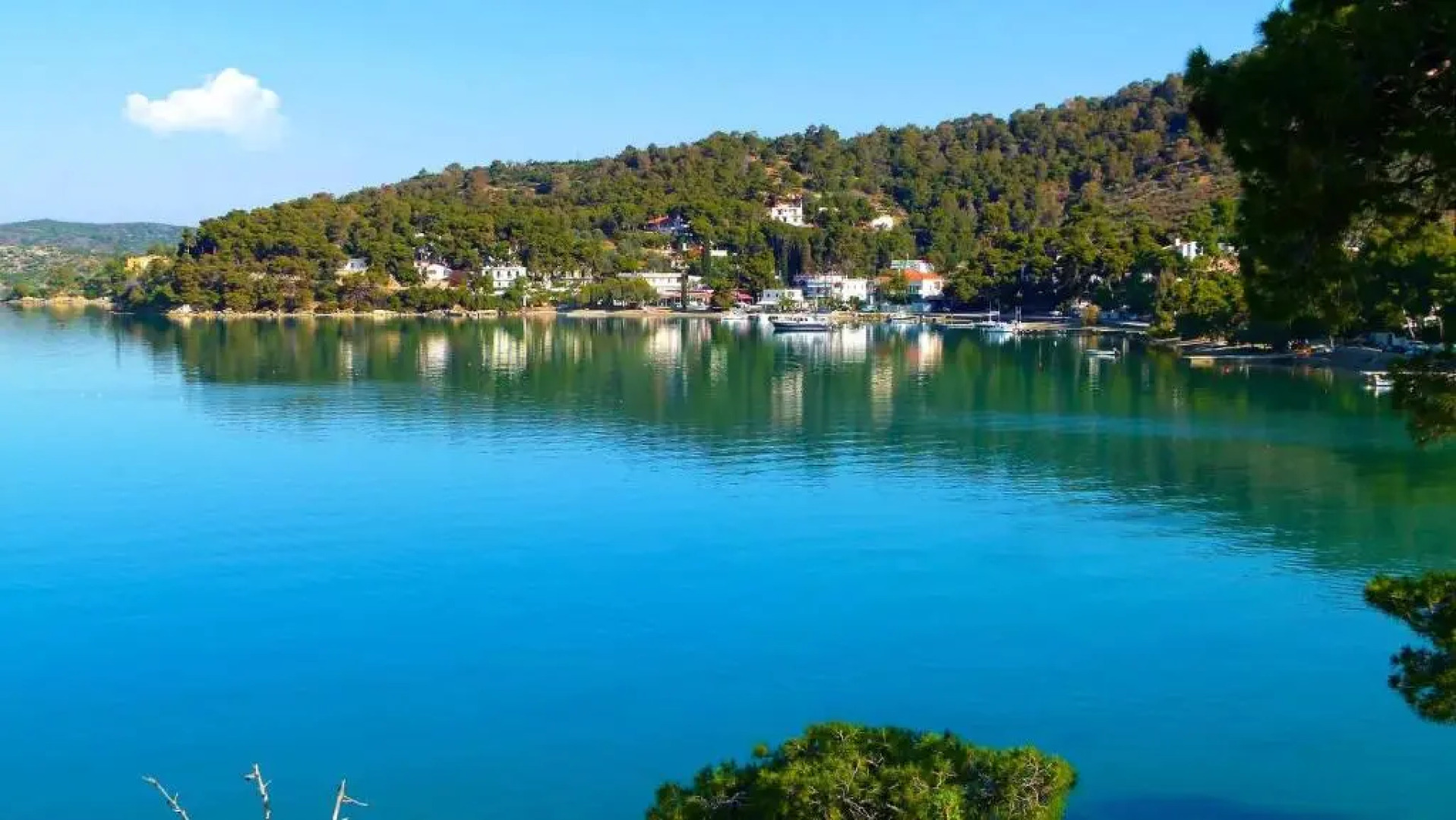 Sea-side 3 BEDROOM- BEACH HOUSE