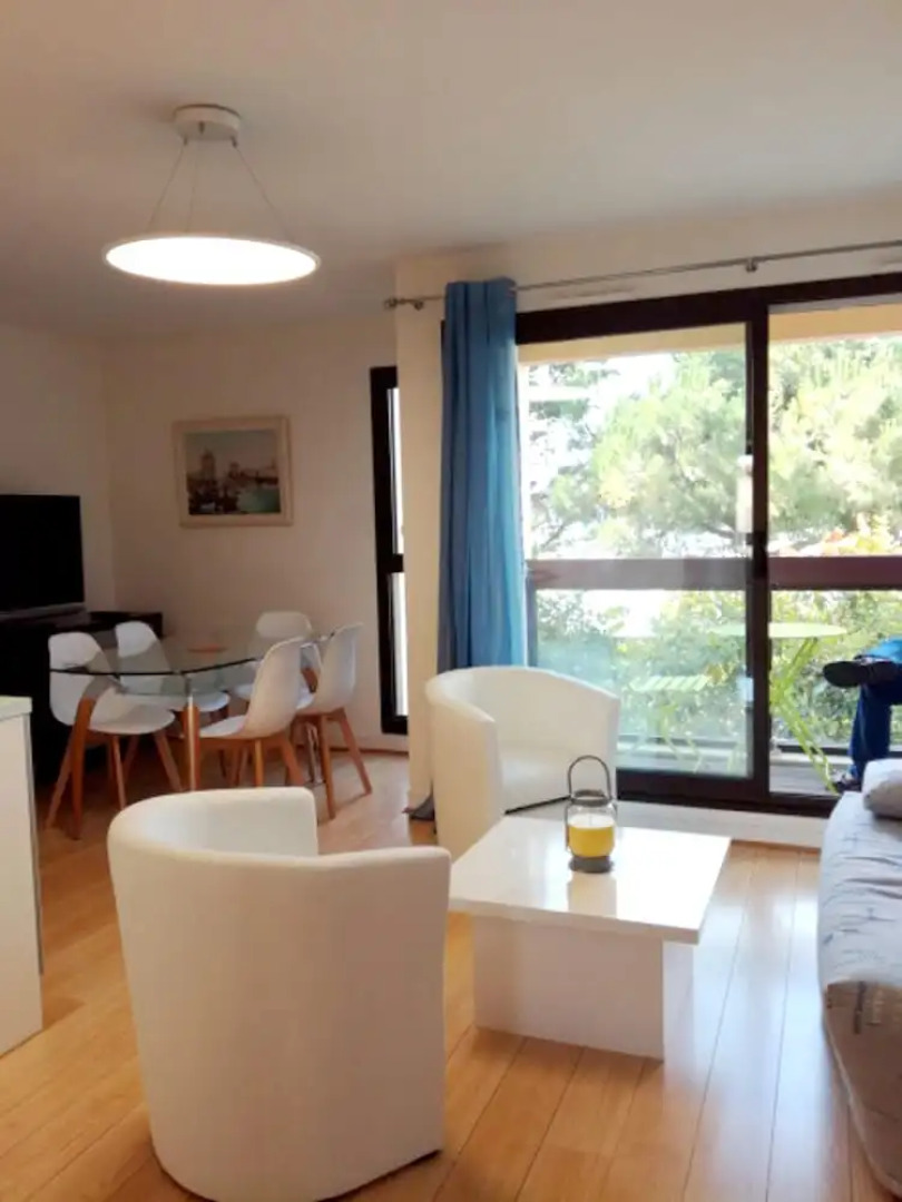Apartment With 2 Bedrooms in La Rochelle, With Wonderful sea View and Balcony - 400 m From the Beach