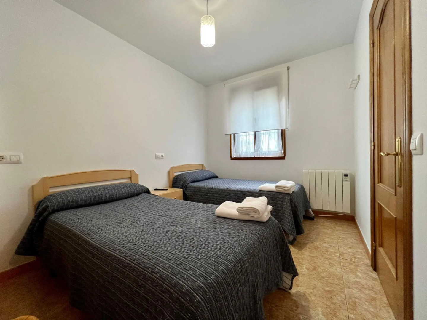 Preciosa casa con,Wifi, BBQ y terraza en Cadavedo