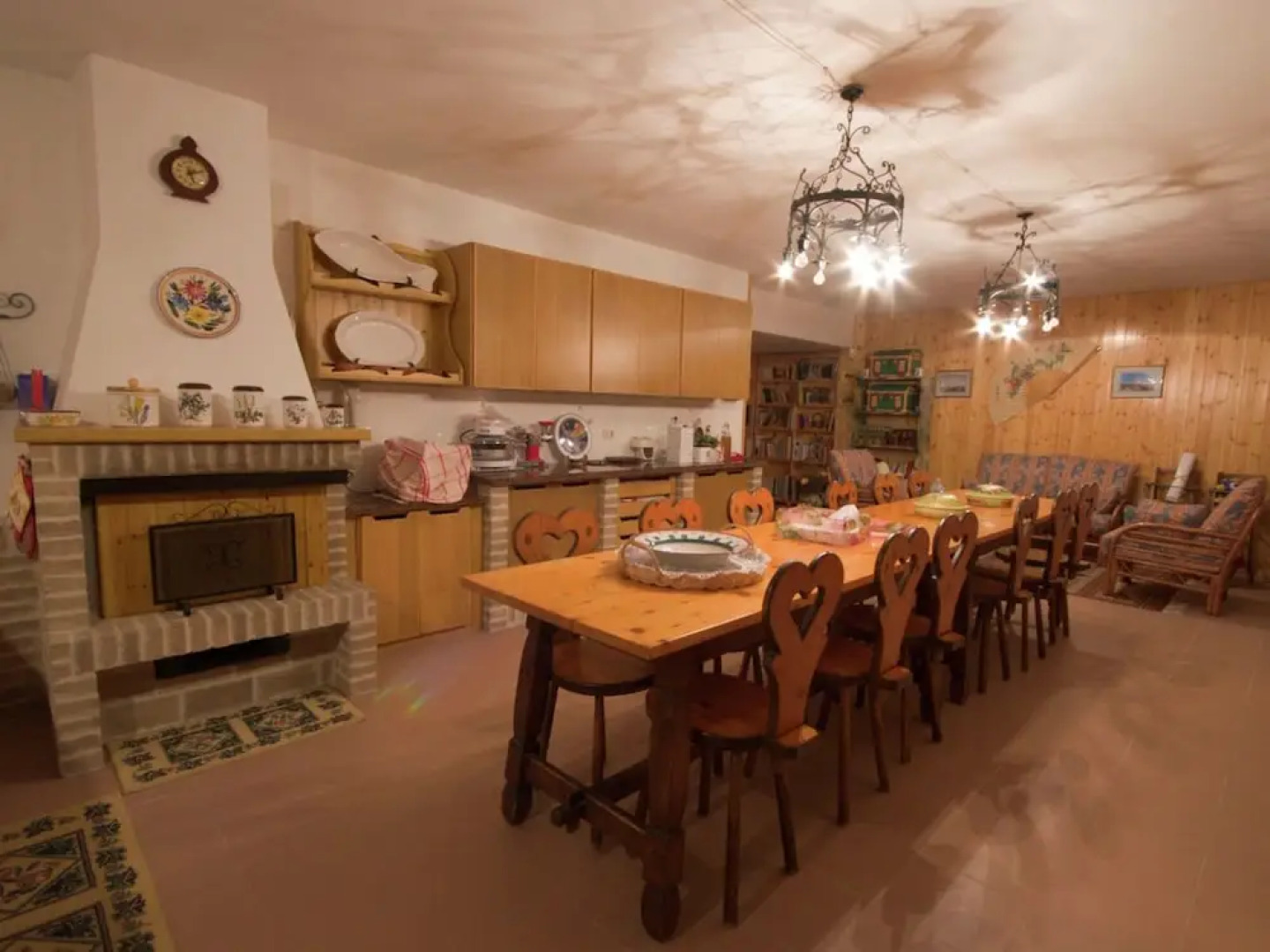 Luxurious Villa in Montelupone With Private Swimming Pool