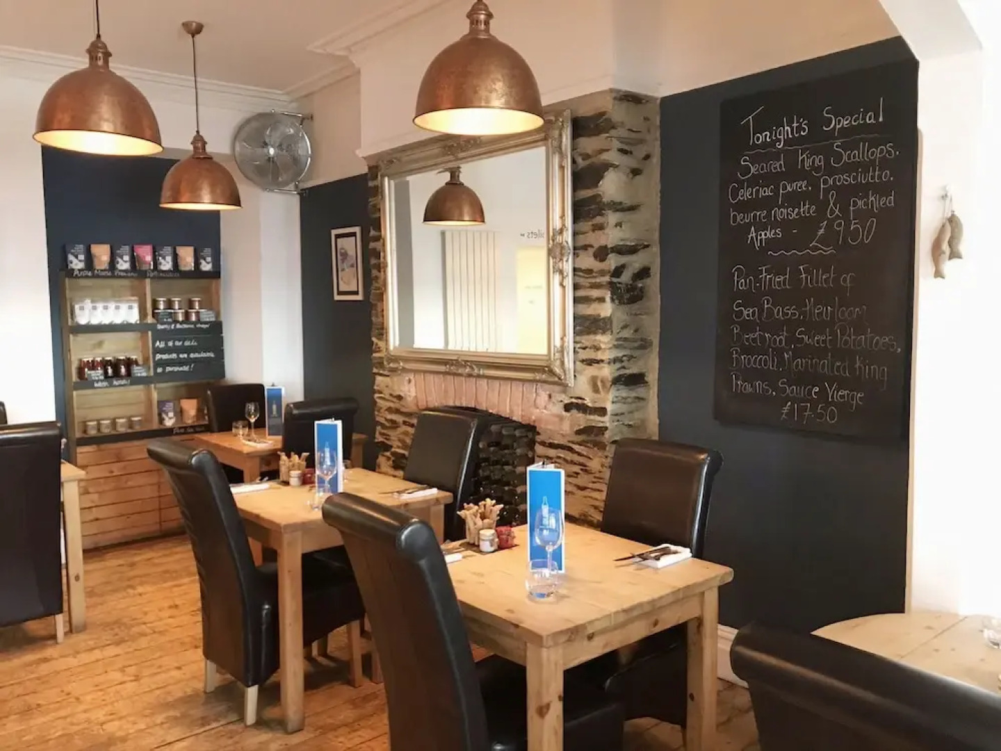 Seabreeze Restaurant With Rooms