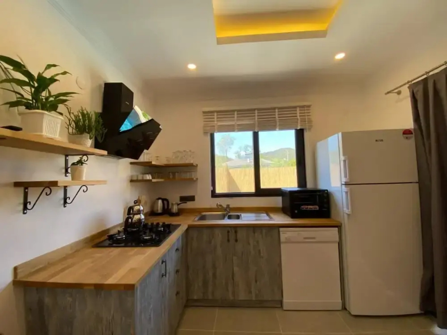 Villa With Jacuzzi Pool Backyard in Fethiye