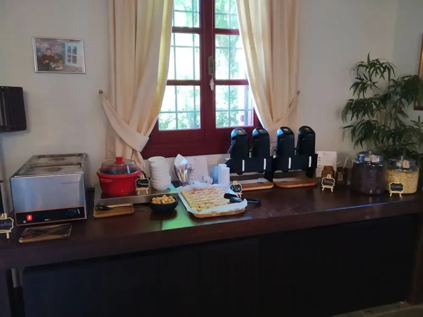 Lively Lofts by The Varos Residences