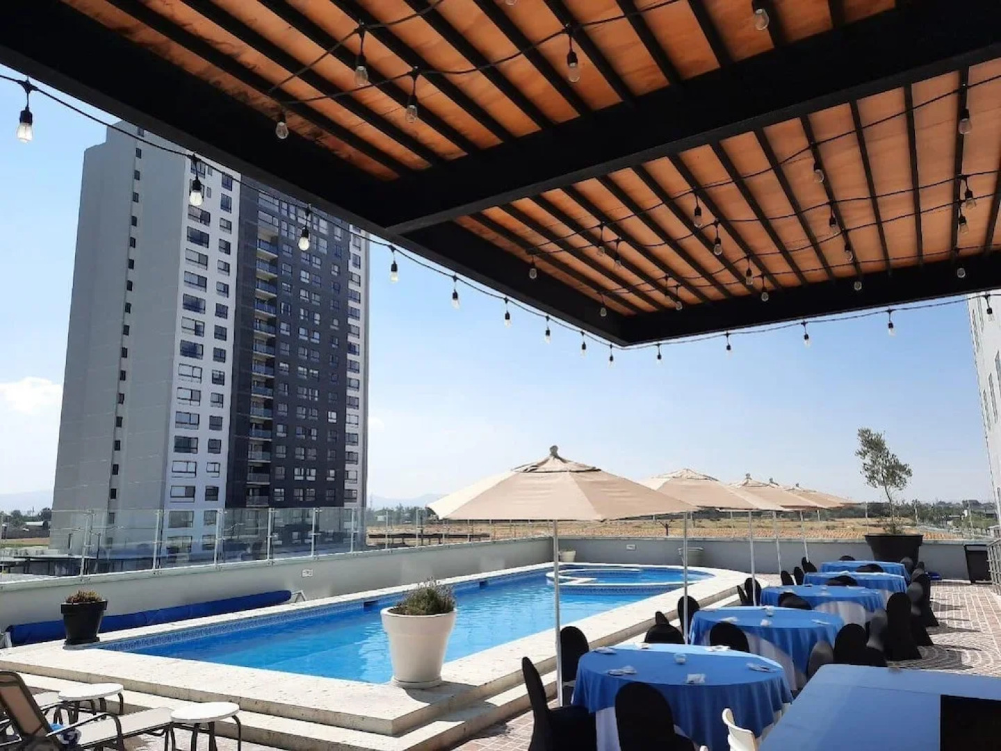 Fiesta Inn Celaya Galerías