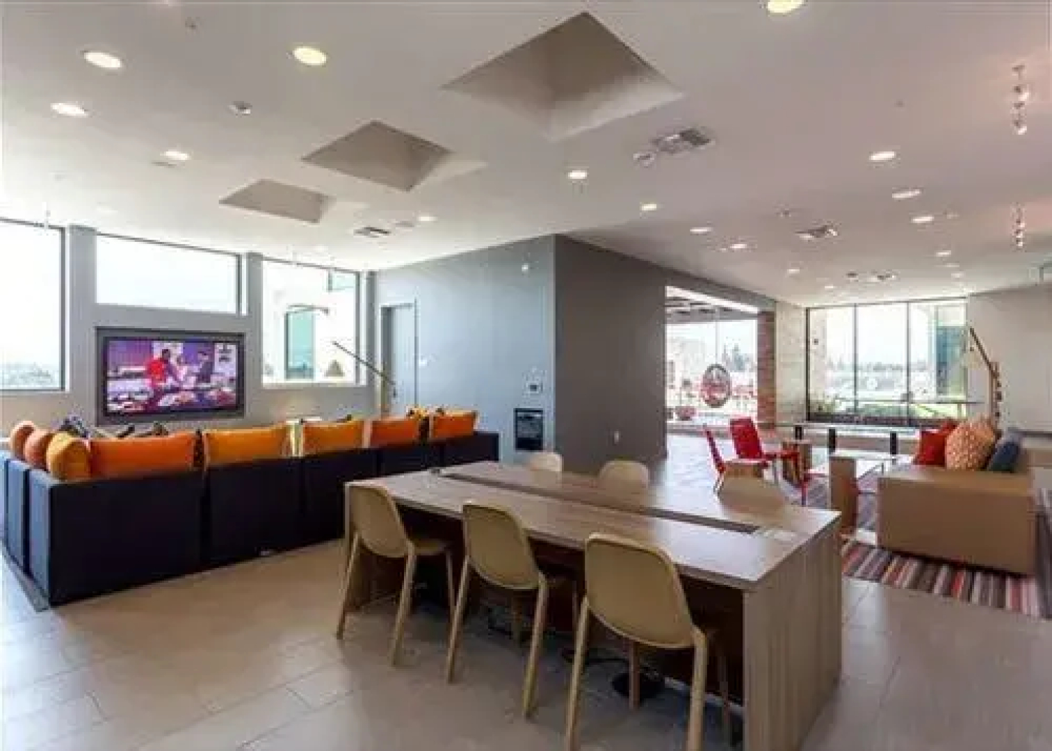 Hearth 219 Chic 1/1 in Santa Clara by RedAwning