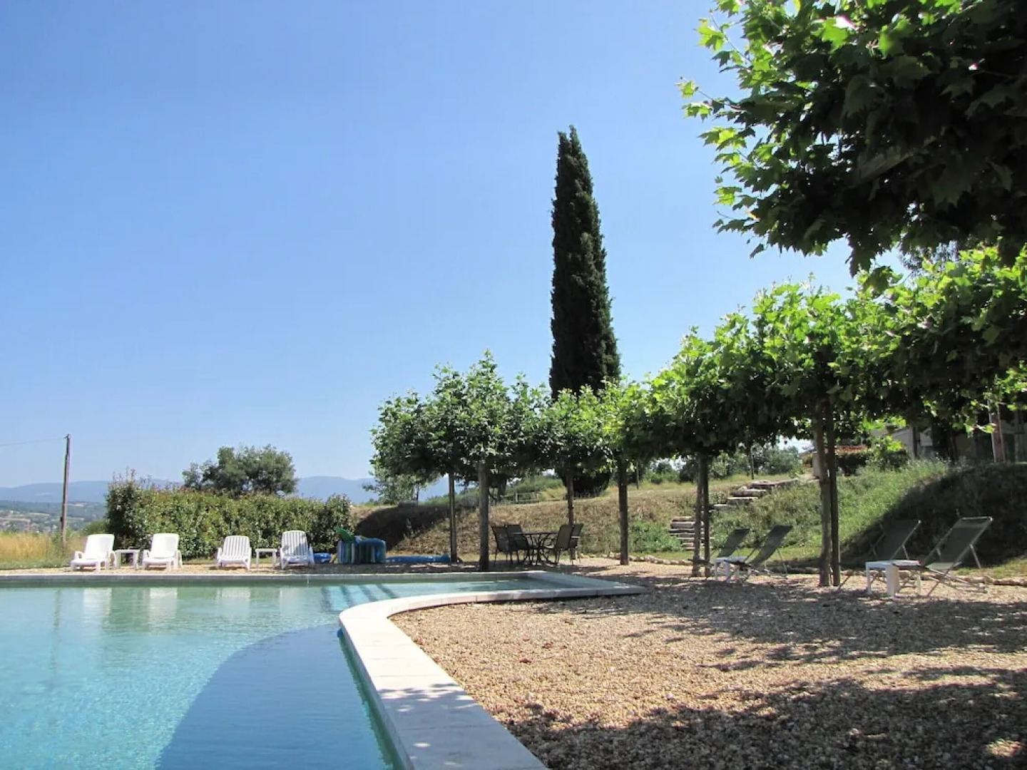 Bastide Casa Mira au domaine d' Esclatesang, 5 ha, Apt, parc du Luberon
