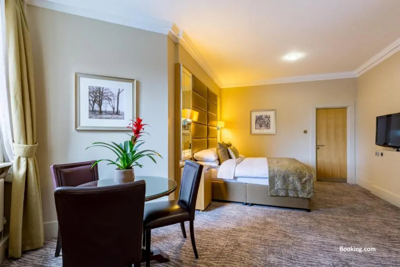 Woodlands Park Hotel